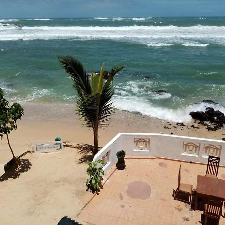 Lavendish Beach Resort ウナワトゥナ エクステリア 写真