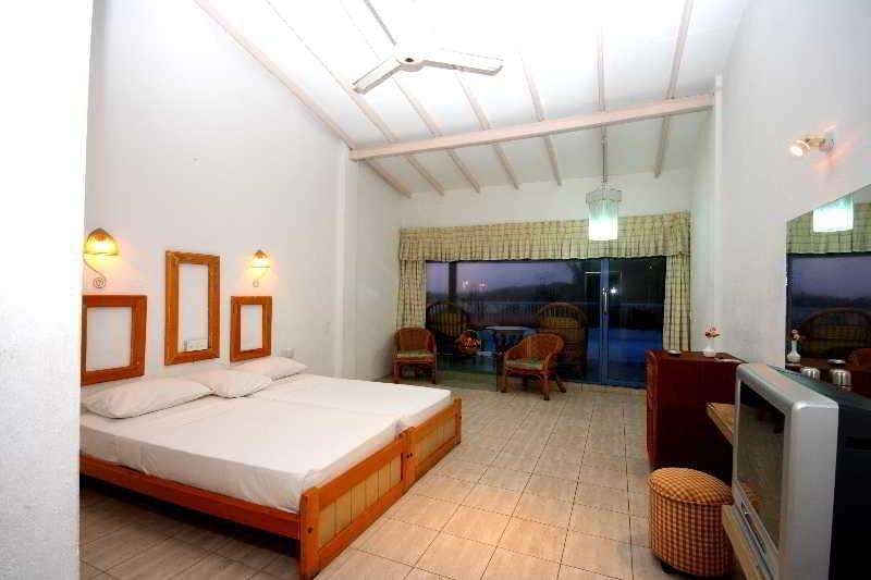 Lavendish Beach Resort ウナワトゥナ エクステリア 写真