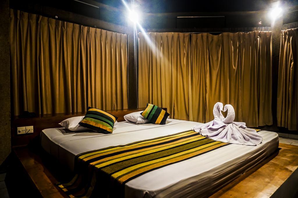 Lavendish Beach Resort ウナワトゥナ エクステリア 写真